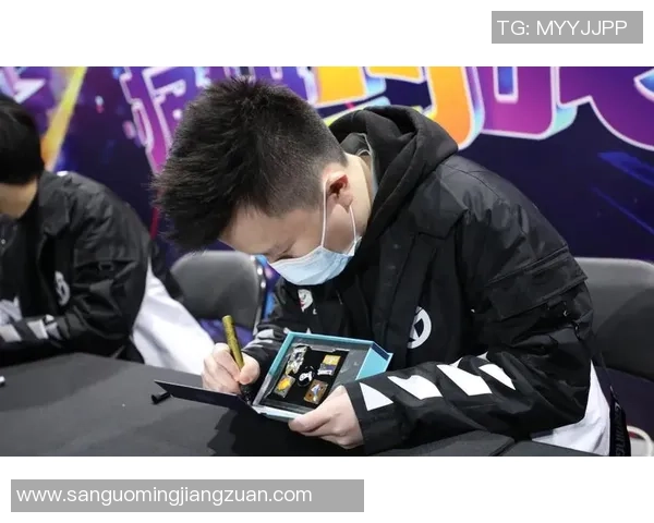 李伟专访：从新手到职业选手的CSGO成长之路与心路历程分享